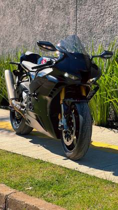 HONDA CBR 1000RR-R FIREBLADE SP HONDA CBR 1000RR-R FIREBLADE SP